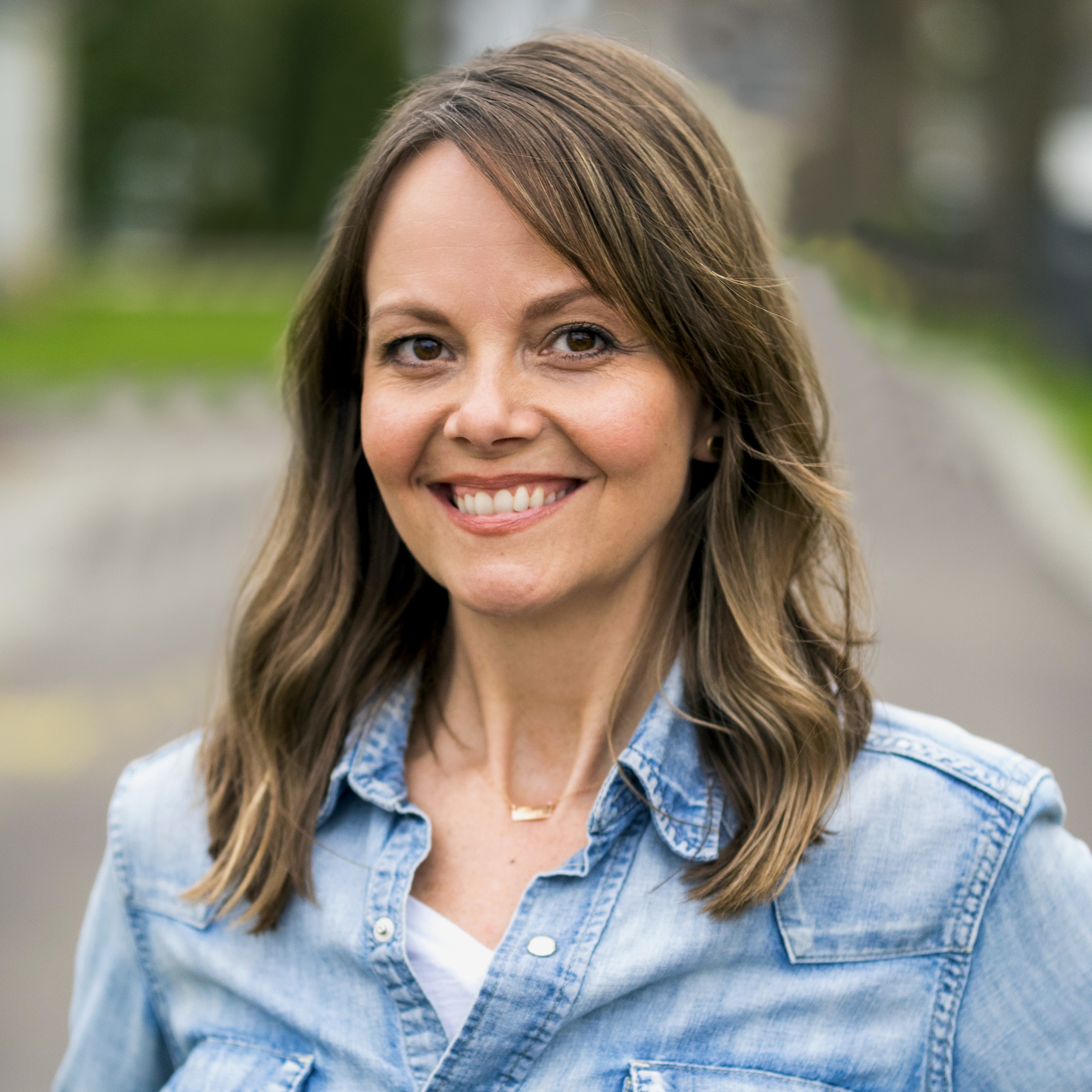 Shannan Martin Bio Pic